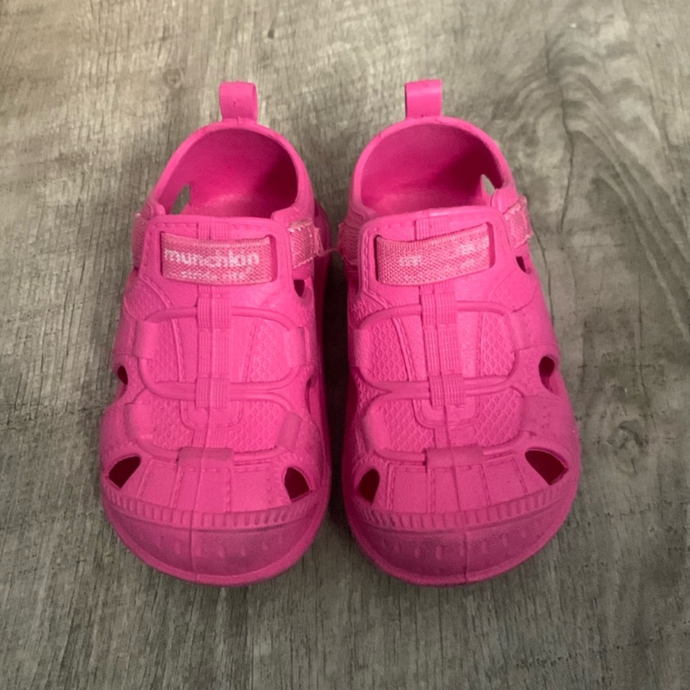 Stride Rite Hot Pink Rubber Sandals Size 5